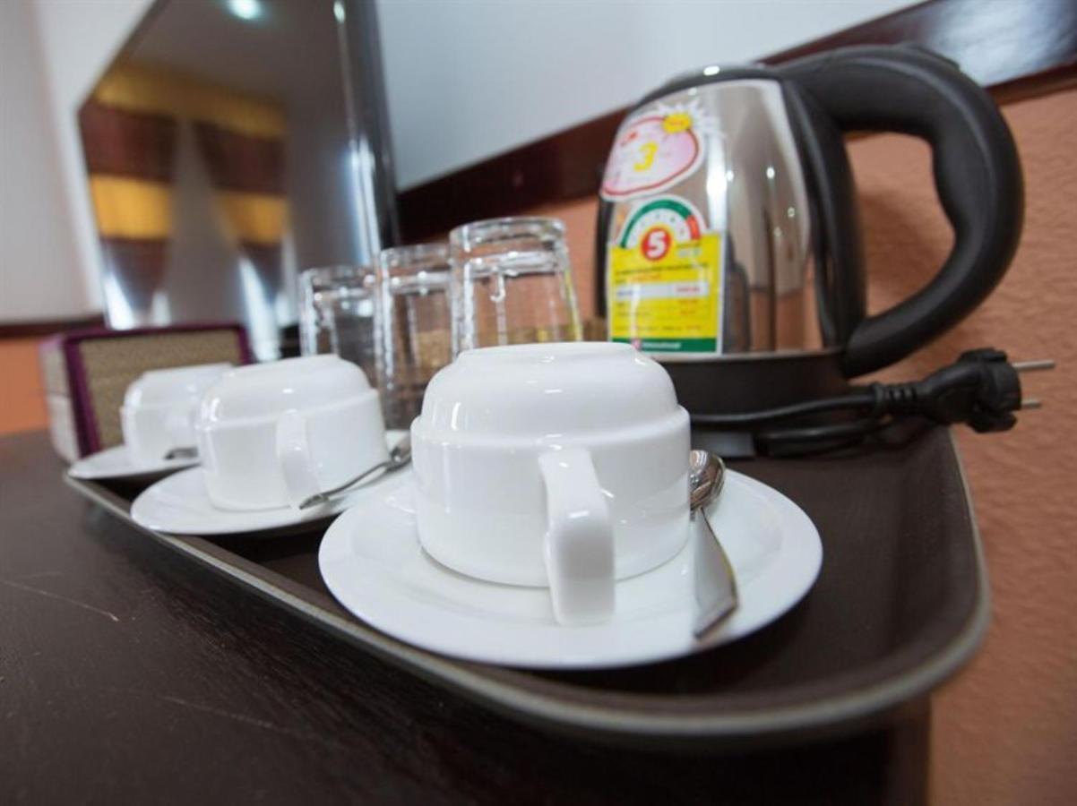 Lalune Hotel Phnompen Szoba fotó